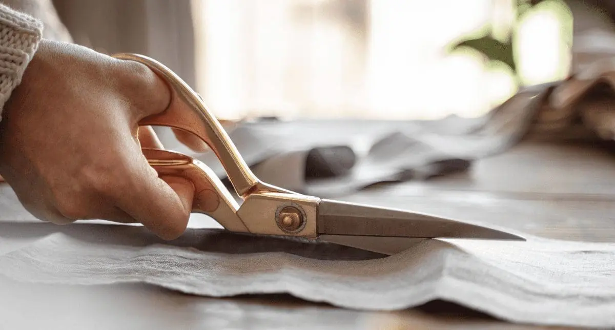 Adherent (formerly Compliance & Risks). A Cut Ahead Trending Textile Issues