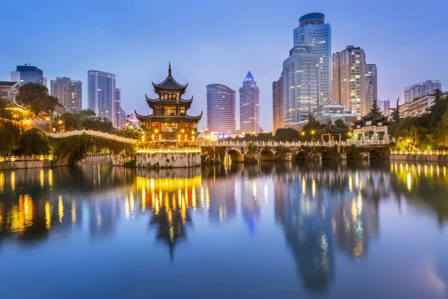 Adherent (formerly Compliance & Risks). Mercury-Added Products in Asia: A Compliance Guide