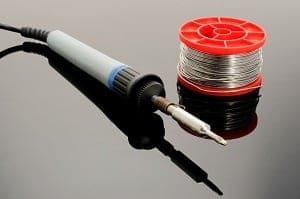 soldering-iron-1038540_1920